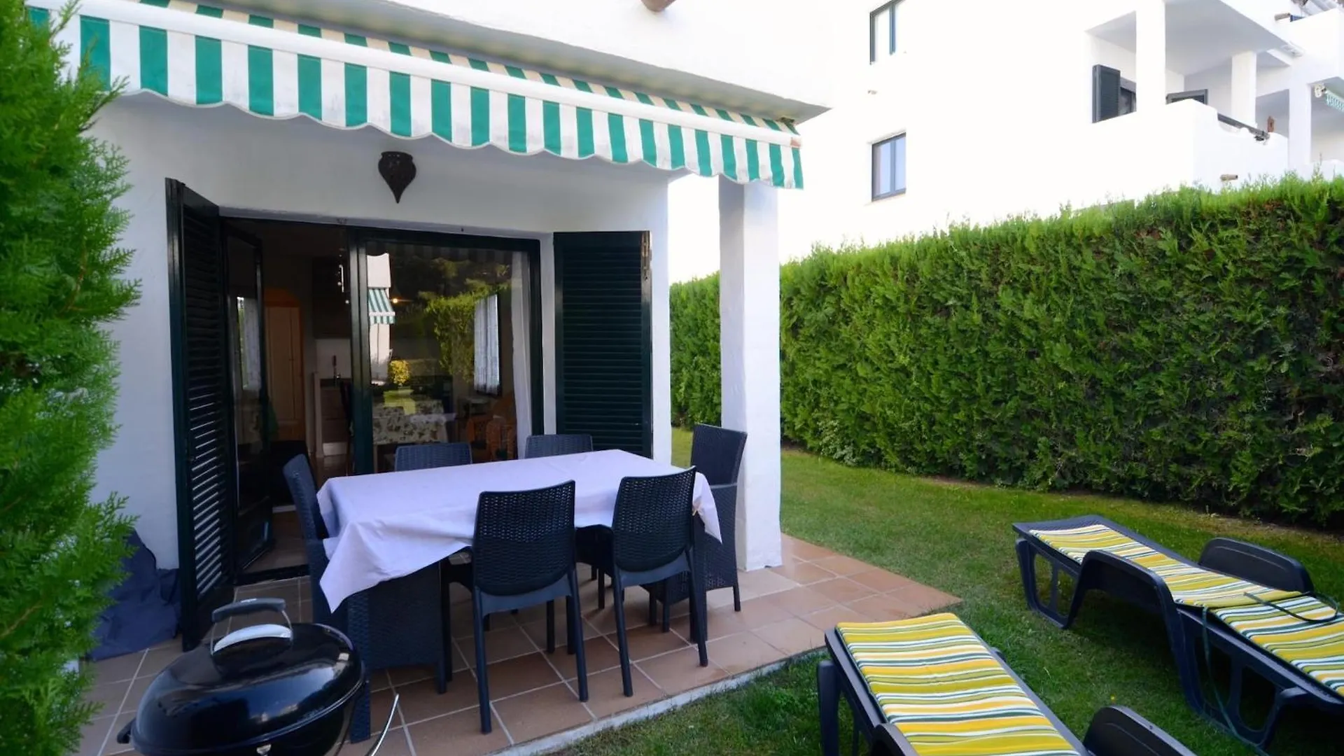 The Apartment In Pals Has 2 Bedrooms